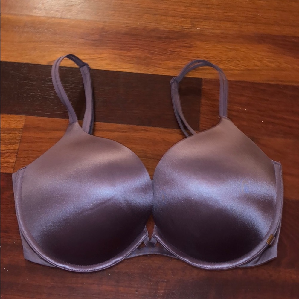 NWOT Victoria's Secret Bra 32DDD